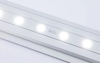 SEGO 10ft x 7.4ft Lightbox with Center TV Mount